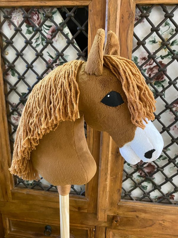 Shellys Hobby Horse Mini Chestnut No Bridle