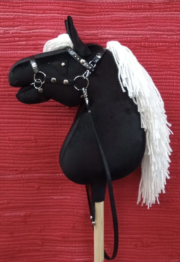 WaBor Hobby Horse Black with white mane 1